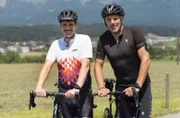 Frank Seibert (li.) trifft Markus, ein begeisterter Hobbysportler und Selbstoptimierer, in Tirol.