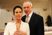 Doris (Simone Ritscher, l.); Werner (Dirk Galuba, r.)