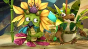 Tiny und Mazu (r.) versuchen Giganto zum Lachen zu bringen, damit sie seine Zähne behandeln können.