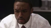 Bei einer Internetrecherche findet Det. Barry Frost (Lee Thompson Young) heraus, dass die ermordete Studentin einen Freund hatte, den sie jedoch verheimlichte. Eine neue Spur?
