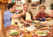 (v.l.n.r.) Marvin Goldberg (Dan Fogler); Ben "Pop-Pop" Goldberg (Judd Hirsch); Adam Goldberg (Sean Giambrone)