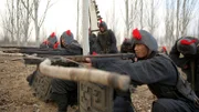 Etwa zweihundert Jahre vor Christus wird in China eine neue Waffe die Art des Kämpfens verändern. Dank der Armbrust können die Soldaten des neugeschaffenen Kaiserreichs China Feinde noch besser auch aus der Ferne bekämpfen.