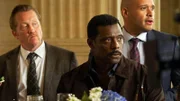 V.l.: Mouch (Christian Stolte), Chief Wallace Boden (Eamonn Walker), Joe Cruz (Joe Minoso).