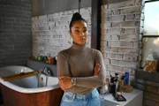 Imani (Féréba Koné) und Tom wollen trotz ihrer Trennung freundschaftlich miteinander umgehen.