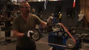 Der Wettbewerber verwendet die Maschine für den Arbeitsprozess