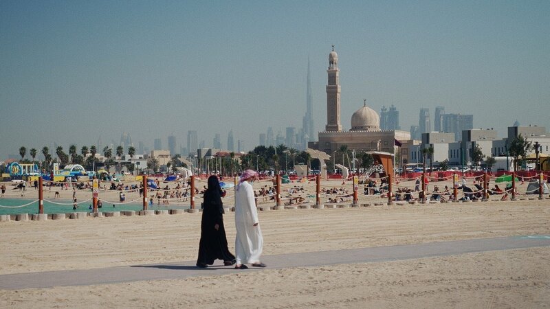 Im Schatten der Macht – Das wahre Gesicht der Arabischen Emirate (F, 2023)