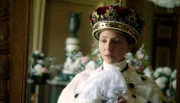 Frau Ilsebill (Katharina Schüttler) ist König.