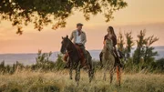Maxima (Delfina Chaves) muss die schönen Erinnerungen an ihre Kindheit und die Rolle ihres Vaters (Daniel Freire) hinterfragen.