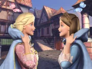 Prinzessin Anneliese (li.) und Dorfmädchen Erika gleichen sich aufs Haar.