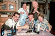 Das Ensemble (v.l.): Markus (Peter Steiner jun.), Gerdi (Gerda Steiner), Steffl (Winfried Frey), Stanglwirt (Peter Steiner) und Thomas (Rudi Dekker).