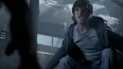 Scott (Tyler Posey) kämpft als Werwolf verwandelt gegen Derek (Tyler Hoechlin)
