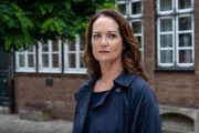 Jana Winter (Natalia Wörner) geht einer Spur nach.