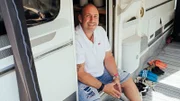 Sascha Fingerhuth feiert seinen 49. Geburtstag und bekommt ein ganz besonderes Ständchen.