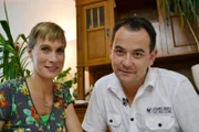 Sandra Eckardt will Maurice helfen, seinen Vater in Korea ausfindig zu machen.
