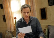 Nach seinem Besuch im Gefängnis entdeckt Martin (David Paryla) einen Brief in seiner Anzugtasche, den Doris ihm heimlich zugesteckt haben muss. Was er darin erfährt, bringt ihn völlig aus dem Konzept.