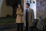 Thalia Macera (Nadia Dajani, l.); Benny Colón (Freddy Rodríguez, r.)