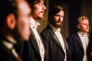 Noah Saavedra (Arthur Schnitzler), Robert Finster (Sigmund Freud).