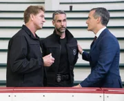 V.l.: Dominique Luca (Kenny Johnson), David 'Deacon' Kay (Jay Harrington) und Brian Mobley (Eric Garcetti)