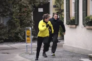 Bamberger gibt alles, um den Wettlauf gegen Sebastian zu gewinnen. Von links: Roland Bamberger (Horst Kummeth) und Sebastian Wildner (Herbert Ulrich).