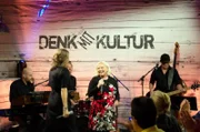 Birgit Denk, Brigitte Kren.