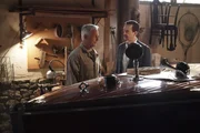 Leroy Jethro Gibbs (Mark Harmon, l.); Timothy McGee (Sean Murray, r.)