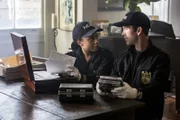 Wissen selbst nicht, wonach sie suchen: Percy (Shalita Grant, l.) und LaSalle (Lucas Black, r.) ...