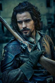 Aramis (Santiago Cabrera)