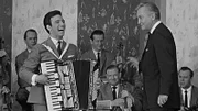 Azzurro oder Volare? Felicità oder Gloria? Vamos a la playa oder Mamma Maria? Das rbb Fernsehen sucht den beliebtesten Italo-Schlager. Wer ist die Nummer 1? - Rocco Granata.