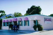 Das „Camille’s“, ein Restaurant nur ein paar Blocks südlich der berühmten Duval Street in Key West, ist für seinen preisgekrönten Key Lime Pie bekannt.