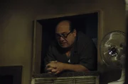 Frank (Danny Devito) sucht verzweifelt nach dem versteckten Testament ...