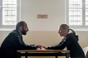 Michael Fuith (Horst Schano), Susanne Wuest (Lucy Dolzer).