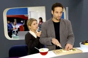 Jannick (Mike Adler, r.) glaubt, dass Anna (Jeanette Biedermann, l.) nicht wirklich zu ihm steht ...