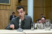 Josh Greenberg (Jay Baruchel)
