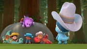 Die Dino Rancher sind hinter Rumsie her, der samt der Hut-Trophäe von Pa fortgelaufen ist.