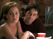 Anya (Emma Caulfield, l.); Xander (Nicholas Brendon, r.)