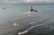 Im Finistère in der Bretagne hat Fabienne d’Ortoli, zweifache Weltmeisterin im Kitesurfen, einen Traum: Sie will auf der „Straße der Leuchttürme“ in der Iroise-See segeln.