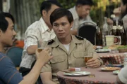 Hoa Xuande als the Captain