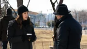 Elizabeth Keen (Megan Boone), Raymond 'Red' Reddington (James Spader)