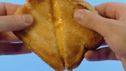 Selbst stark verarbeitete Produkte wie Schmelzkäse sind dank gutem Marketing heute Klassiker, die in vielen Haushalten zu finden sind.