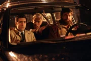 Episode 106 Scene 08: Jonathan, Ray and George wait in Leah's car. They are watching Sophia's motel room.