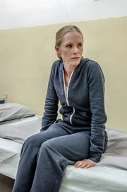 Susanne Wuest (Lucy Dolzer).
