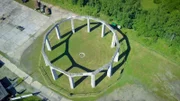 Dieses runde Gebilde aus Stein Im Südwesten Polens nahe der tschechischen Grenze ist bekannt als "The Henge".