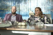 Toby Damon (Chris Sullivan, l.); Kate Pearson (Chrissy Metz, r.)