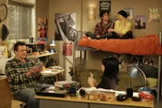 Rückblende in die Collegezeiten: Marshall (Jason Segel, l.), Ted (Josh Radnor, 2.v.l.), Lilly (Alyson Hannigan, 2.v.r.) und Karen (Laura Prepon, r.) ...