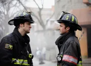 Chicago Fire Wendungen - A Little Taste Staffel 1, Episode 14 Geraten aneinander: Shane McRae als Eric Whaley, Taylor Kinney als Kelly Severide