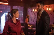 Special Agent Maggie Bell (Missy Peregrym, l.); Special Agent Omar Adom 'OA' Zidan (Zeeko Zaki, r.)