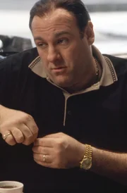 The Sopranos Season 3 Gandolfini, James as Tony Soprano © Copyright 2000-2005 Home Box Office Inc. All Rights Reserved.