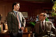 Jonathan Ames und Profesor Richard Hawkes.