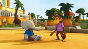Badou und Chiku überlegen, wie sie an die Zutaten für König Babars Schokoladen-Bananen-Suppe kommen.