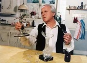 Walter Andreas Müller als Kellner Hans
